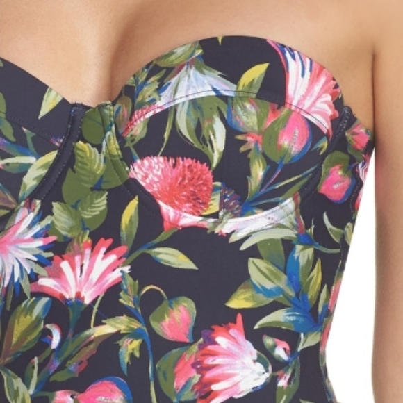 J. Crew Floral Printed 1 Piece Swim Sz 2 - Picture 4 of 4